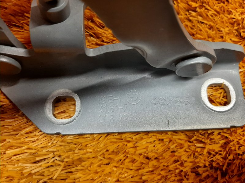 петля капота, 500 рублей, Красноярск