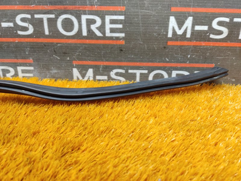 Уплотнитель капота, 610 рублей, Красноярск