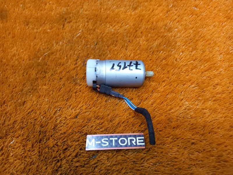 мотор регулировки сидений, 630 рублей, Красноярск