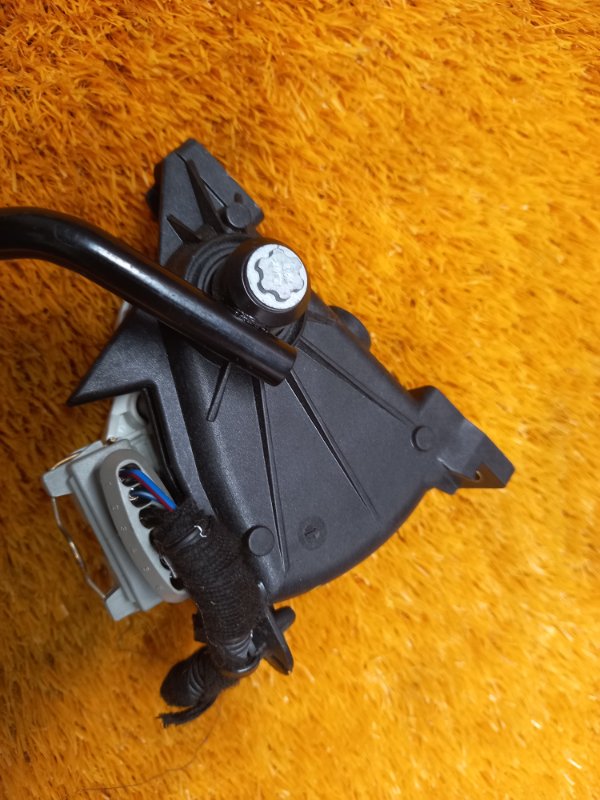 педаль газа, 670 рублей, Красноярск