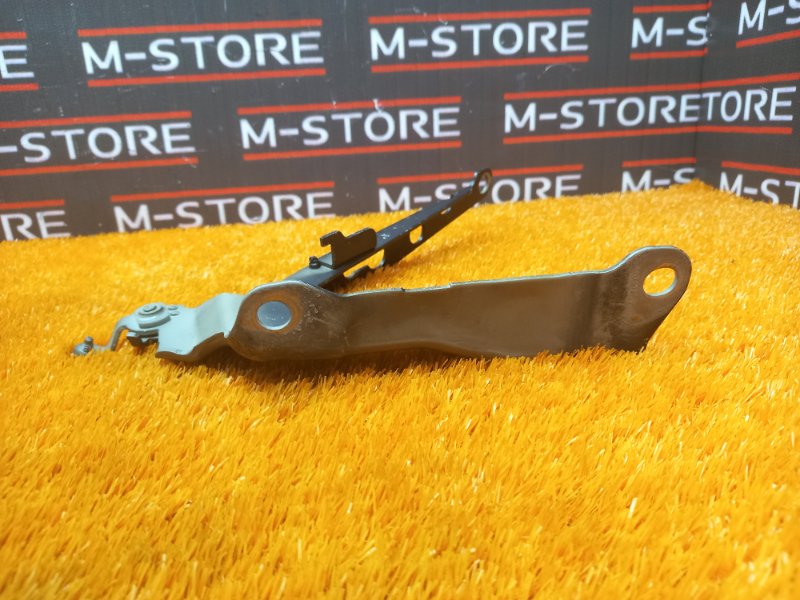 петля капота, 1290 рублей, Красноярск