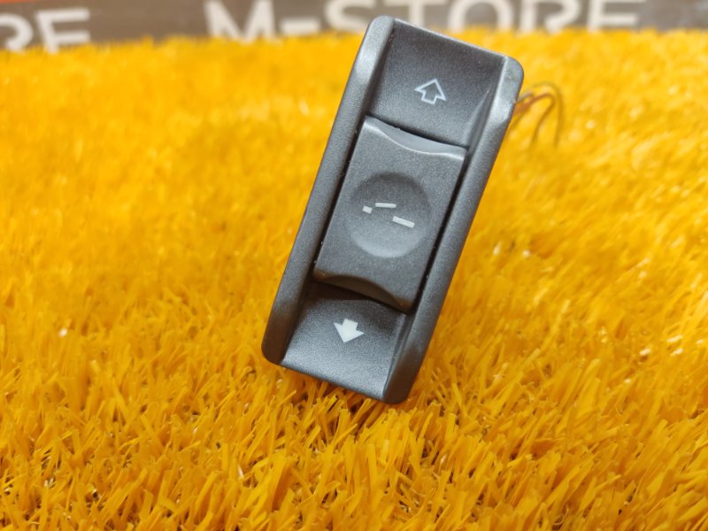 Кнопка люка, 300 рублей, Красноярск