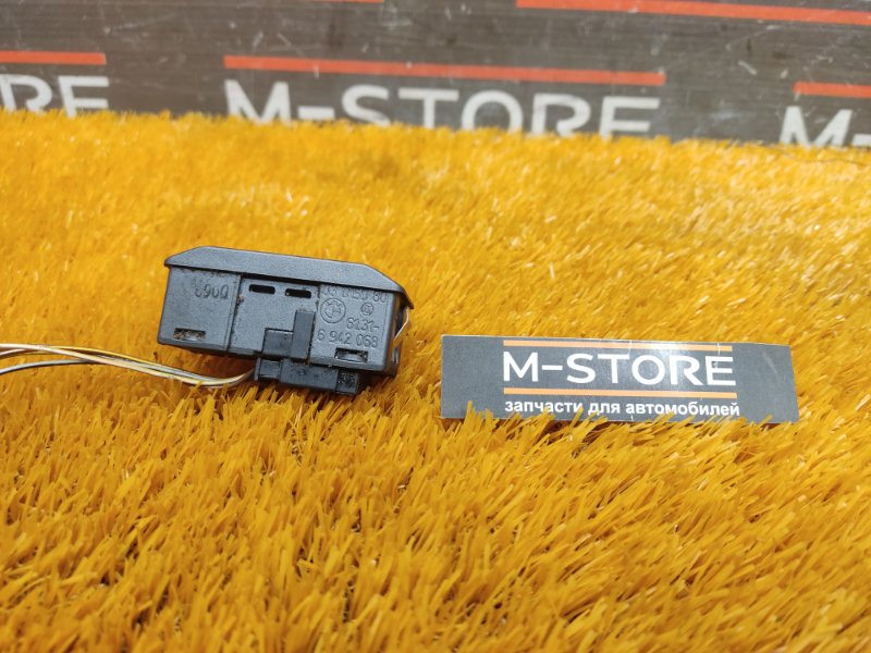 Кнопка люка, 300 рублей, Красноярск