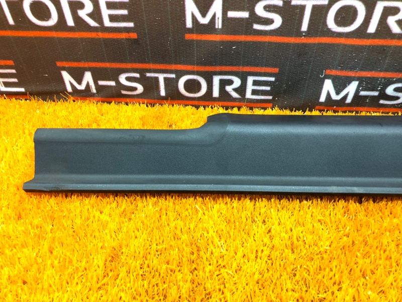 Накладка на порог салона, 210 рублей, Красноярск