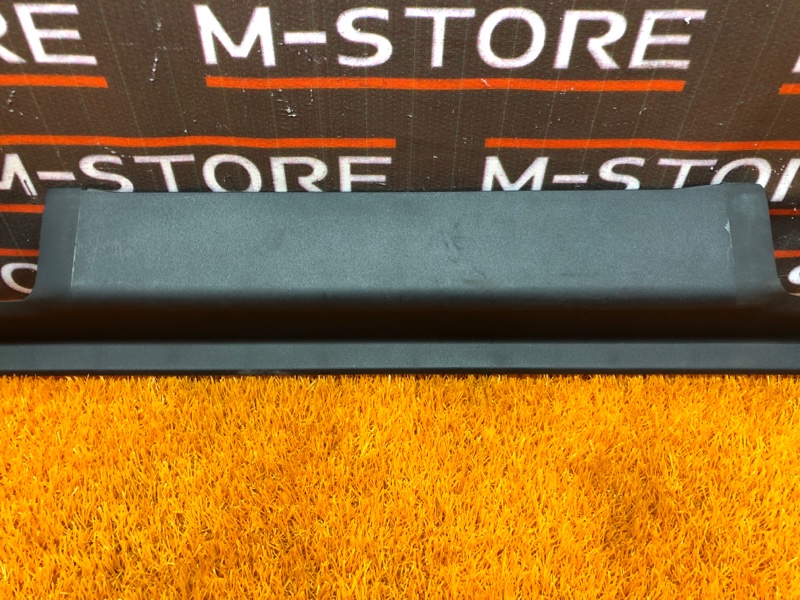 Накладка на порог салона, 210 рублей, Красноярск