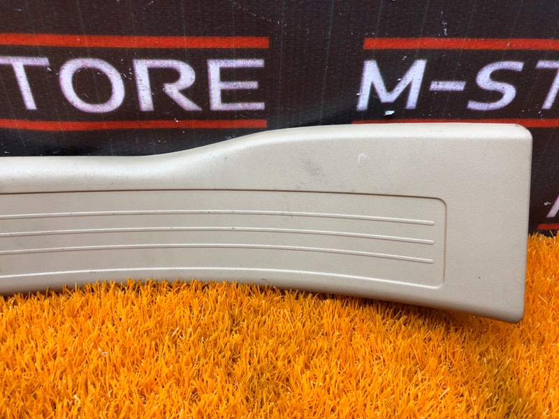 Накладка на порог салона, 210 рублей, Красноярск