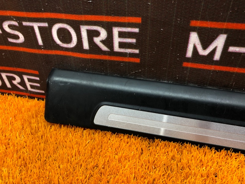 Накладка на порог салона, 210 рублей, Красноярск