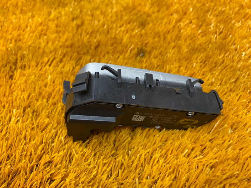 Кнопка подогрева сидений, 800 рублей, Красноярск