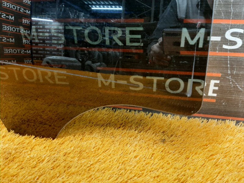 Стекло боковое, 1300 рублей, Красноярск