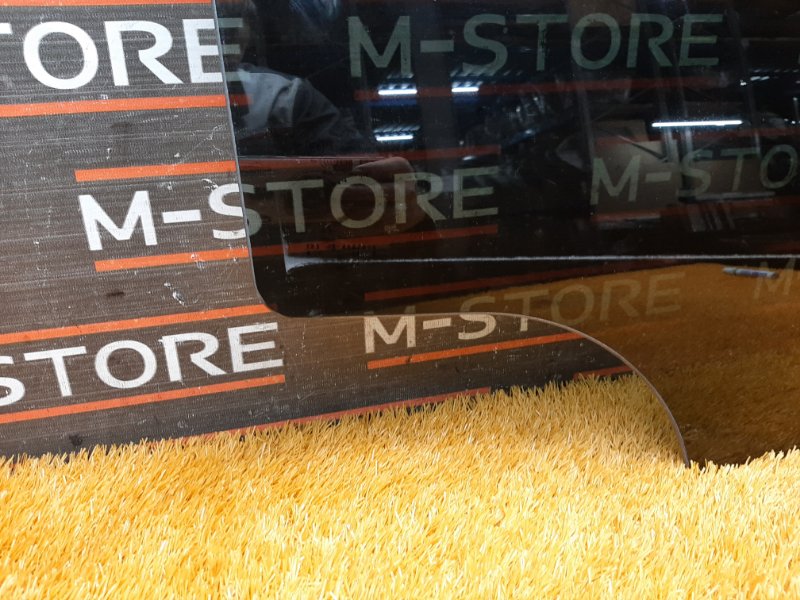 Стекло боковое, 1300 рублей, Красноярск