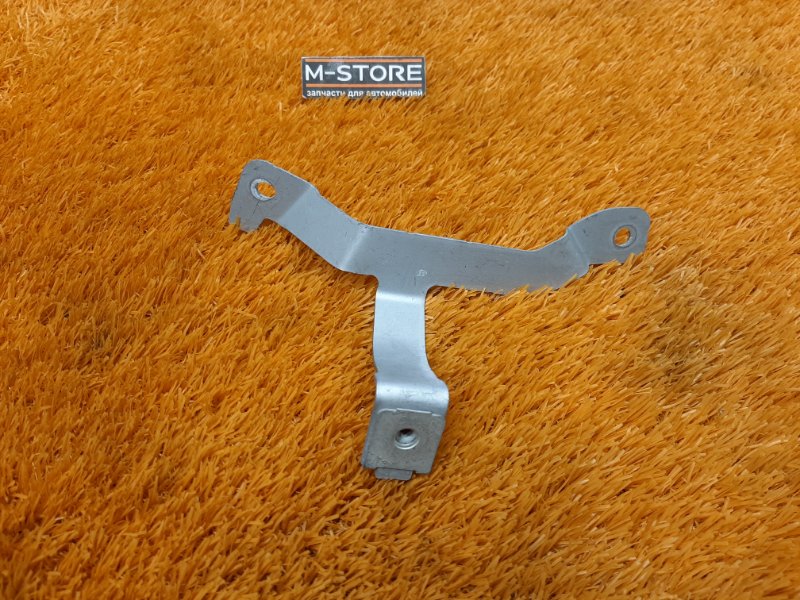 кронштейн, 340 рублей, Красноярск