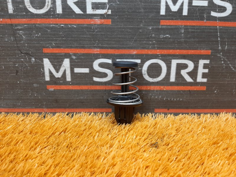 Отбойник капота, 500 рублей, Красноярск