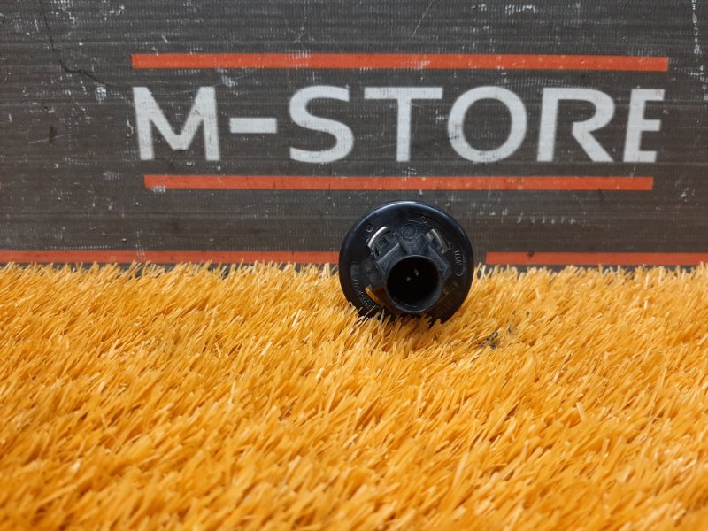 Отбойник капота, 500 рублей, Красноярск