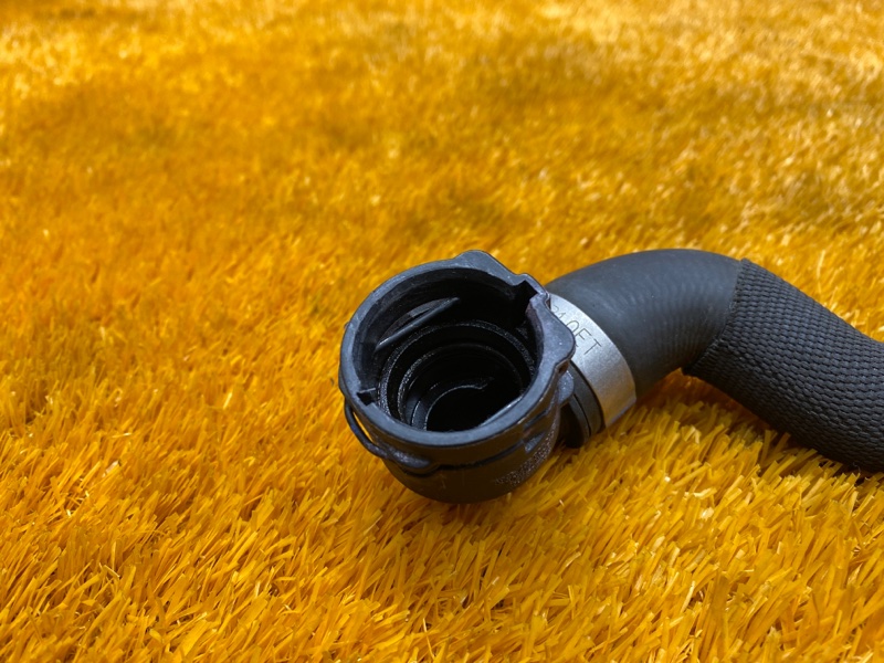 Патрубок системы охлаждения, 1200 рублей, Красноярск