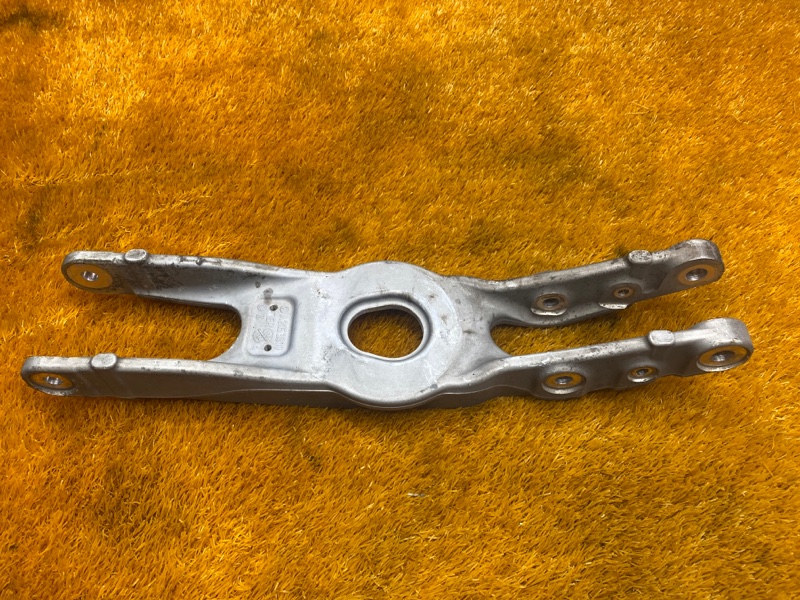 Рычаг подвески нижний, 1750 рублей, Красноярск