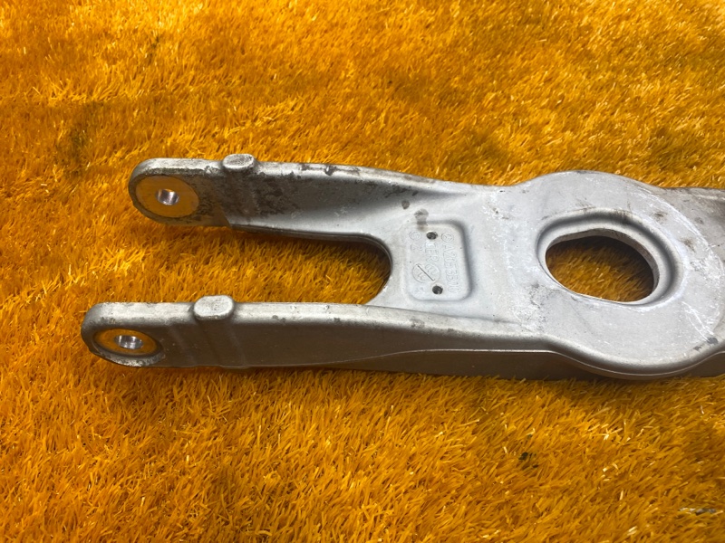 Рычаг подвески нижний, 1750 рублей, Красноярск