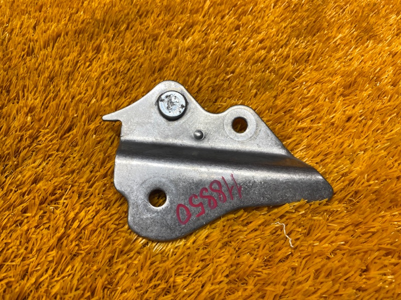 Кронштейн теплового экрана, 300 рублей, Красноярск