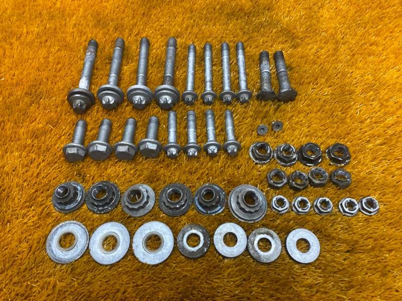 Болты и гайки передней подвески, 610 рублей, Красноярск