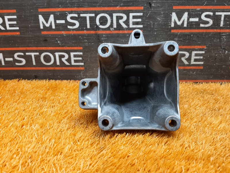 Кронштейн подушки двигателя, 1520 рублей, Красноярск