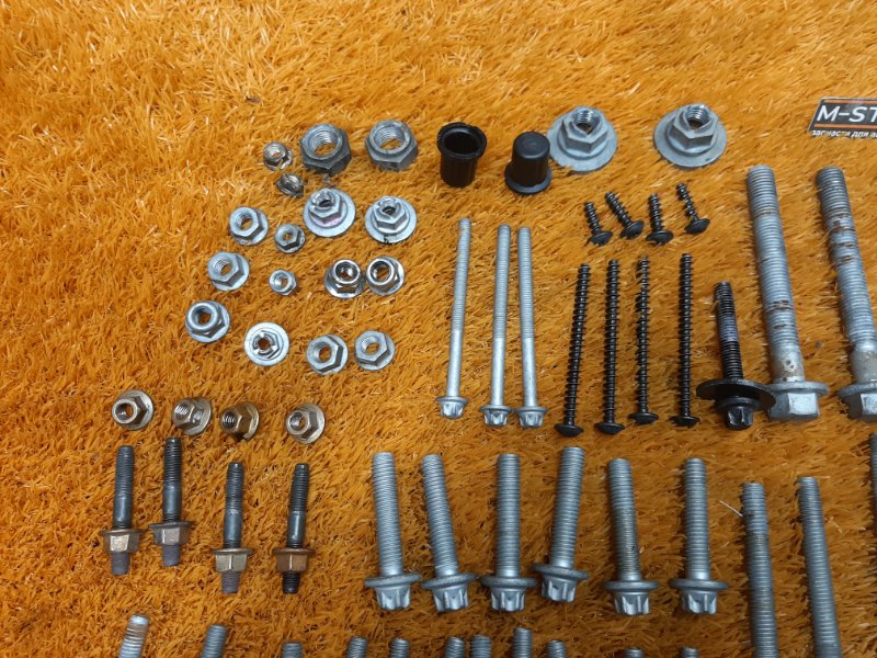 Болты и гайки ДВС, 1220 рублей, Красноярск