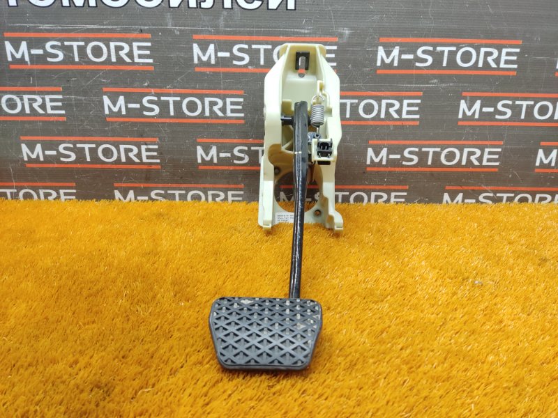 педаль тормоза, 440 рублей, Красноярск