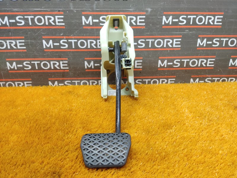 педаль тормоза, 440 рублей, Красноярск