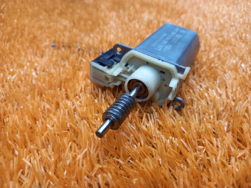 мотор регулировки сидений, 930 рублей, Красноярск