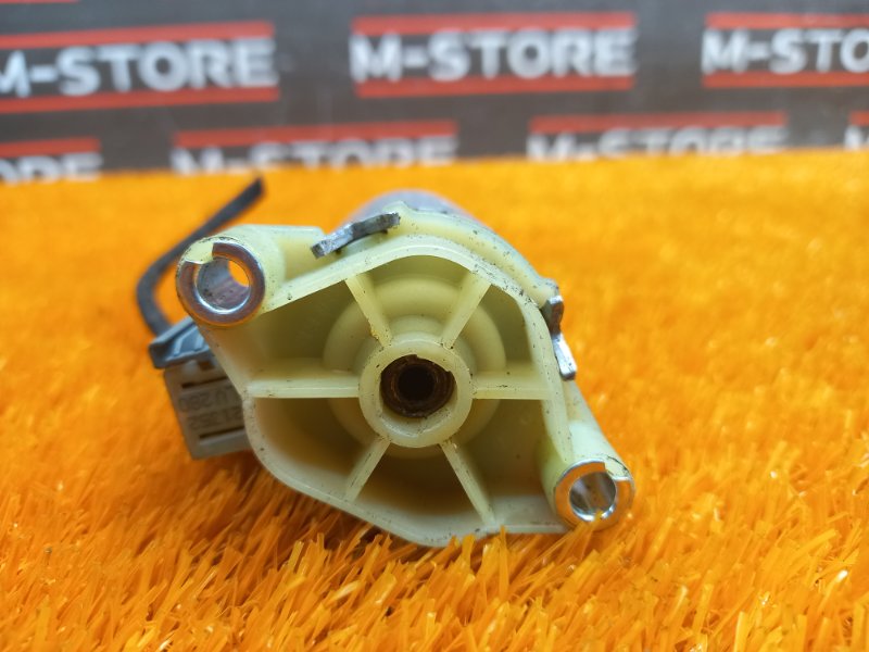 мотор регулировки сидений, 630 рублей, Красноярск