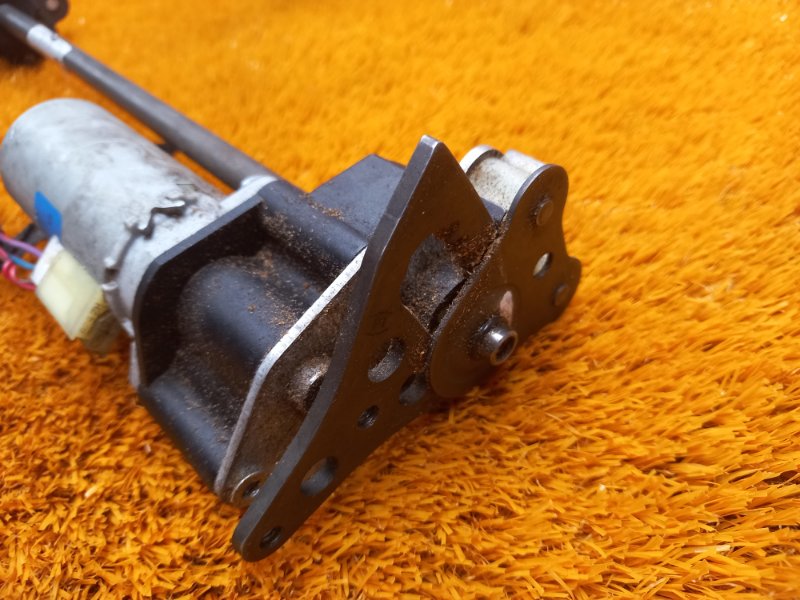 мотор регулировки сидений, 630 рублей, Красноярск