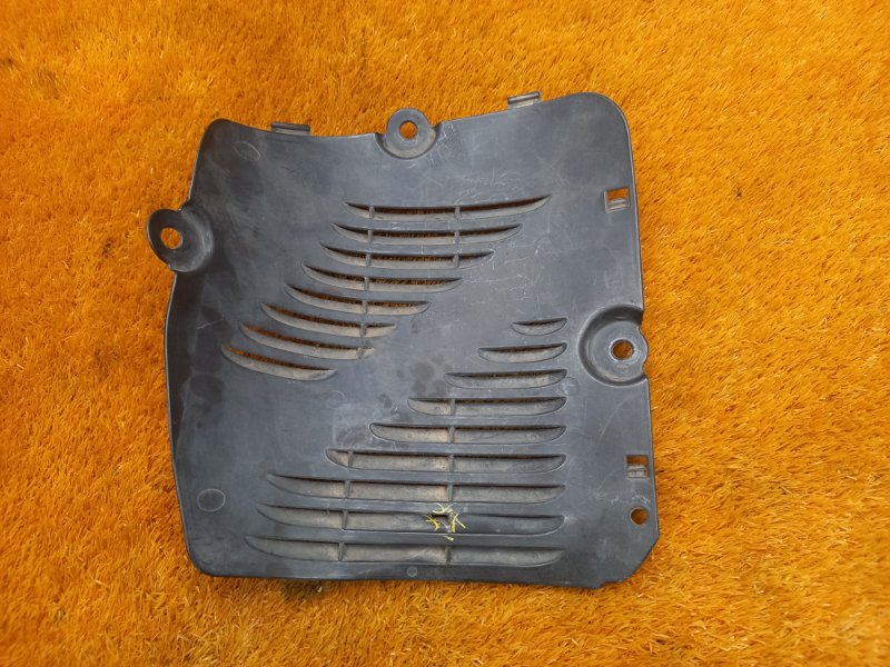 подкрылок, 270 рублей, Красноярск