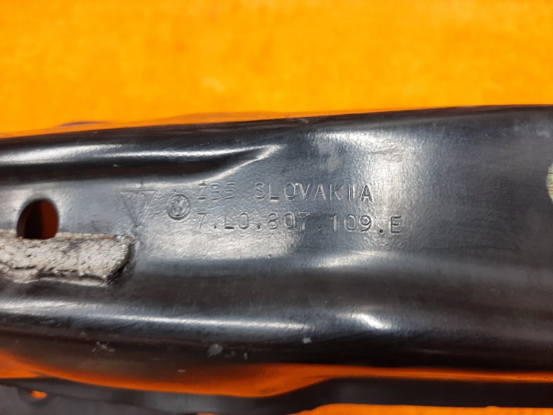 усилитель бампера, 1400 рублей, Красноярск