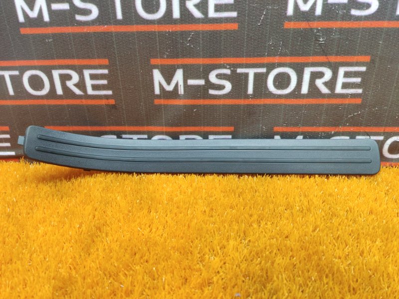 Накладка на порог салона, 350 рублей, Красноярск