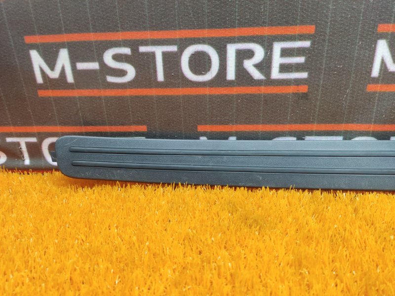 Накладка на порог салона, 300 рублей, Красноярск