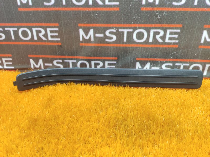 Накладка на порог салона, 300 рублей, Красноярск