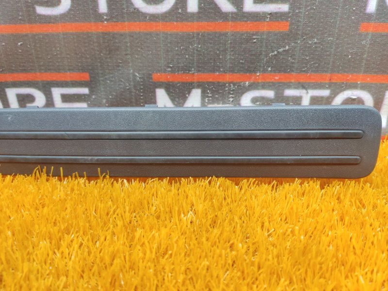 Накладка на порог салона, 300 рублей, Красноярск