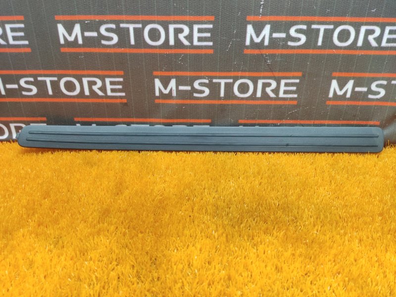 Накладка на порог салона, 300 рублей, Красноярск