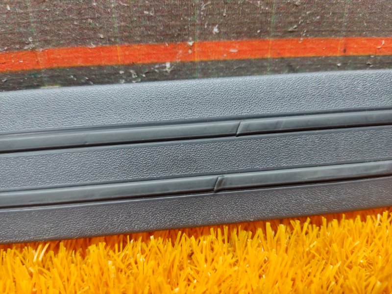 Накладка на порог салона, 300 рублей, Красноярск