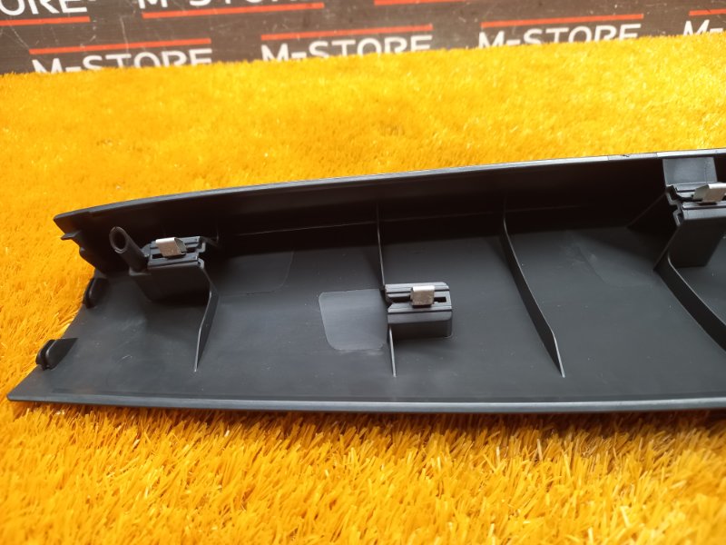 обшивка двери багажника, 350 рублей, Красноярск