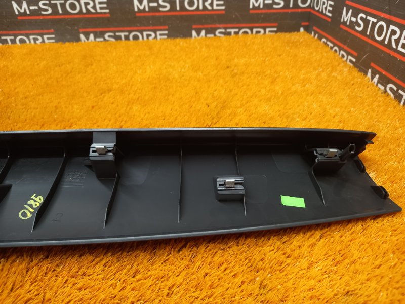 обшивка двери багажника, 350 рублей, Красноярск