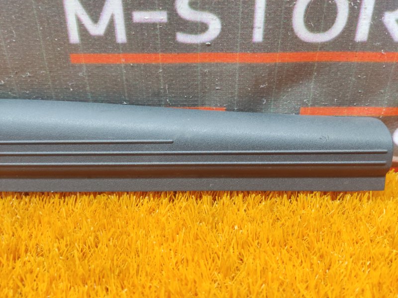 Накладка на порог салона, 200 рублей, Красноярск