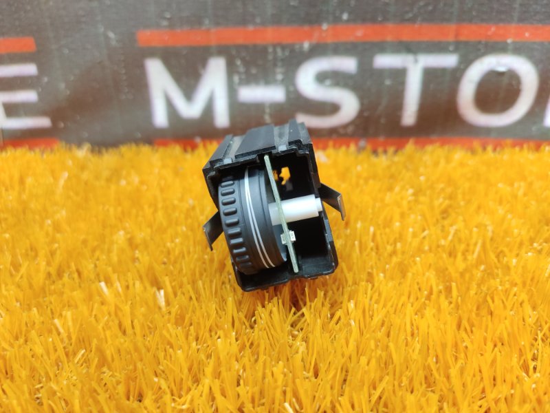 Кнопка освещения панели приборов, 190 рублей, Красноярск