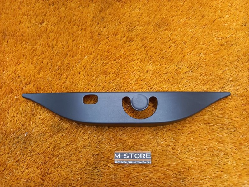 Накладка двери багажника, 350 рублей, Красноярск