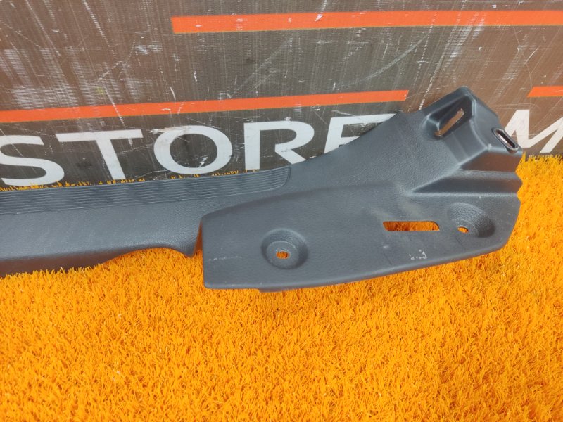 Накладка на порог салона, 350 рублей, Красноярск