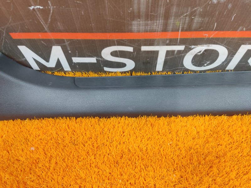 Накладка на порог салона, 350 рублей, Красноярск