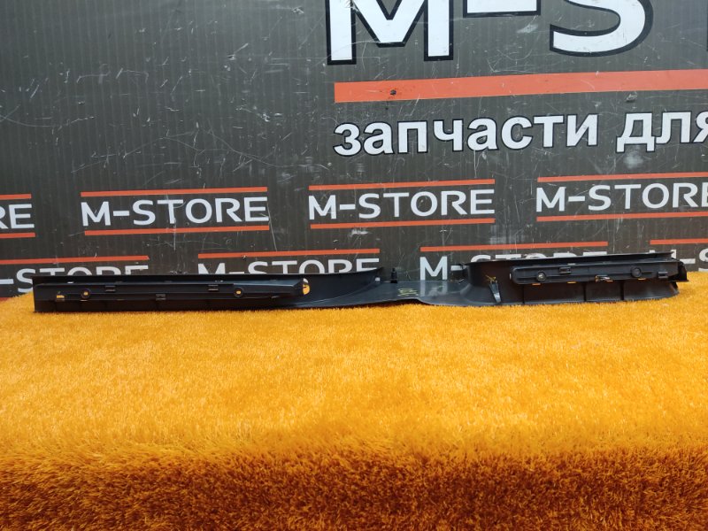 Накладка на порог салона, 190 рублей, Красноярск