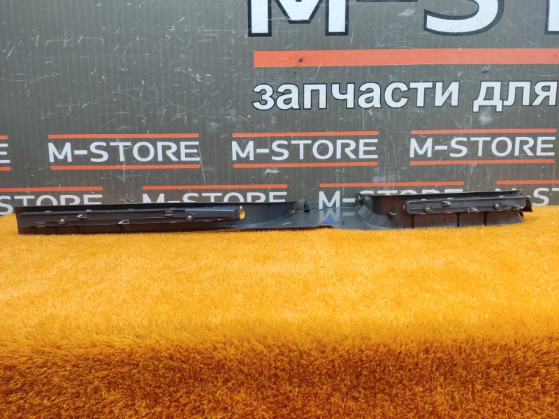 Накладка на порог салона, 350 рублей, Красноярск