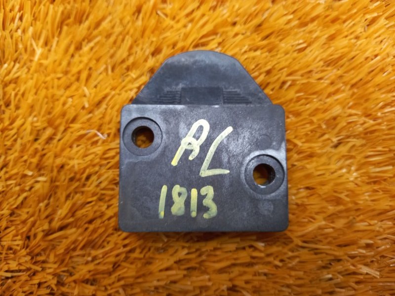 Отбойник багажника, 300 рублей, Красноярск