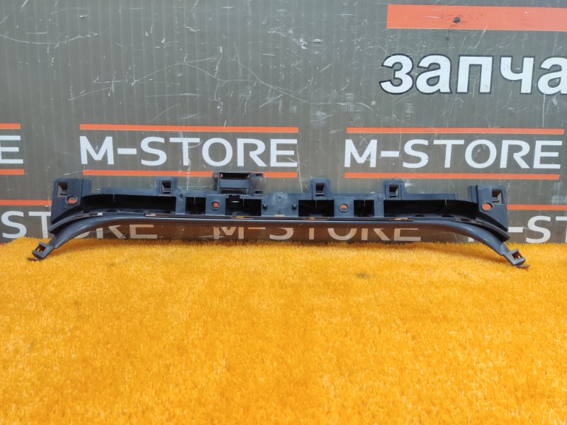 крепление бампера, 500 рублей, Красноярск