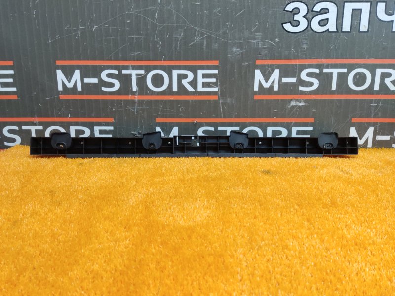 крепление бампера, 930 рублей, Красноярск