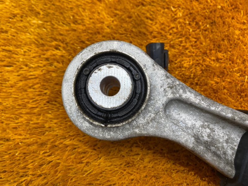 Рычаг подвески верхний, 1000 рублей, Красноярск